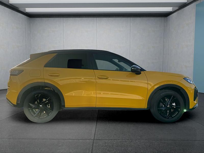 Neu VW T-Roc 116 PS (85 kW) 2025 Gelb SUV