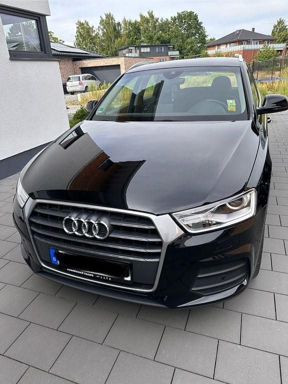 Schwarz Gebraucht 2018 Audi Q3 SUV | 16.700 € (Superpreis) - Bild 1/4