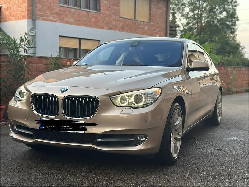 Gebraucht BMW 520 184 PS (135 kW) 2012 Gold Limousine