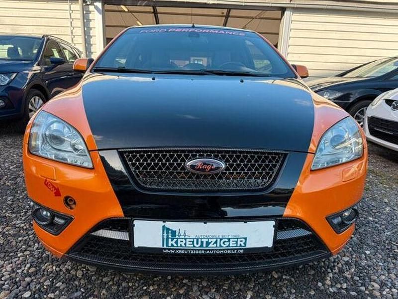 Gebraucht Ford Focus ST 226 PS (166 kW) 2006 Orange Limousine