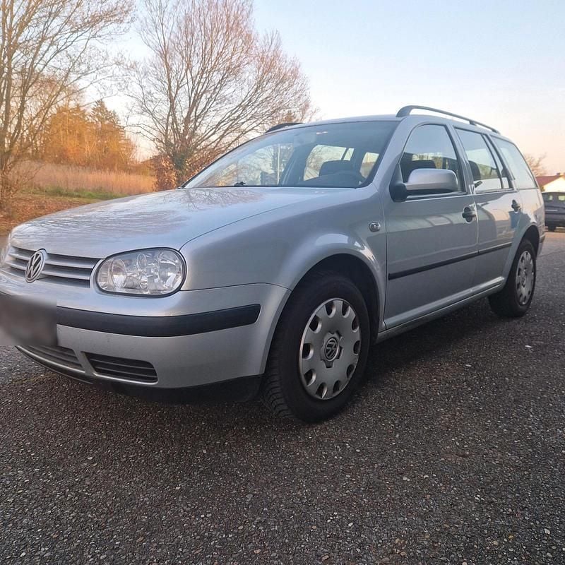 Gebraucht VW Golf IV 101 PS (74 kW) 2006 Silber Kombi