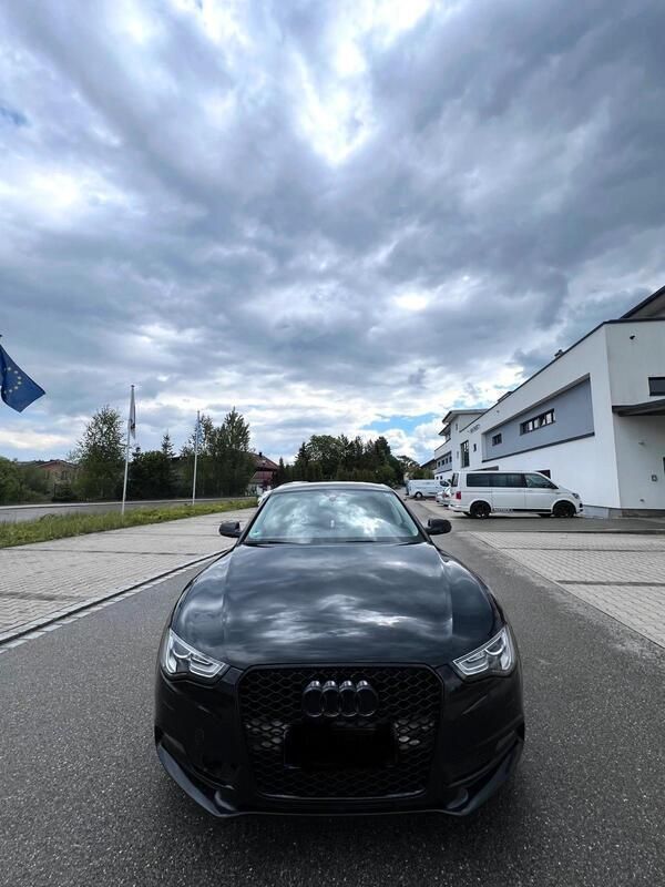 Schwarz Gebraucht 2015 Audi A5 Comfort Coupé | 15.600 € (Guter Preis) - Bild 1/4