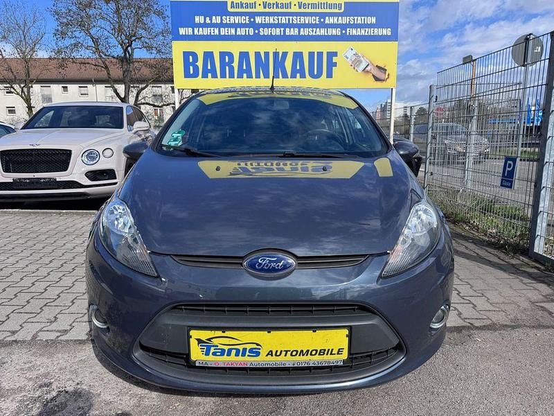Gebraucht Ford Fiesta Trend 82 PS (60 kW) 2012 Grau Kleinwagen