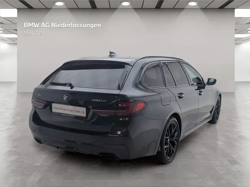 Gebraucht BMW 540 M Sport 340 PS (250 kW) 2023 Grau Kombi