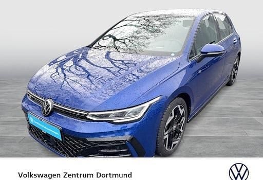 Gebraucht VW Golf VIII R-line 150 PS (110 kW) 2025 Lapiz blue metallic Limousine