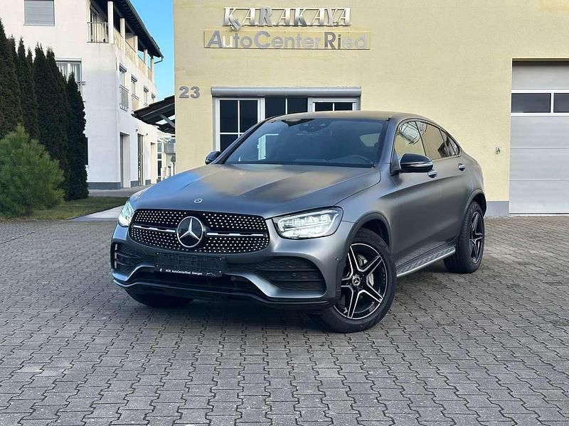 Gebraucht Mercedes GLC400d AMG line 330 PS (242 kW) 2022 Designo magno grau Coupé