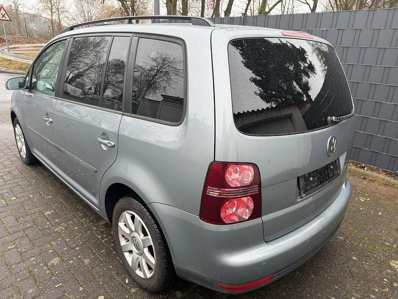 Gebraucht VW Touran 140 PS (102 kW) 2008 Grau Van / Kleinbus