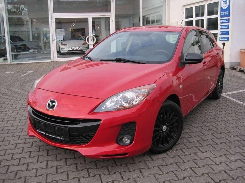 Velocity red Gebraucht 2013 Mazda 3 Kenko Limousine | 7.980 € (Fairer Preis) - Bild 1/4