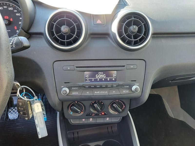 Second-hand Audi A1 105 CP (77 kW) 2014 Negru Hatchback