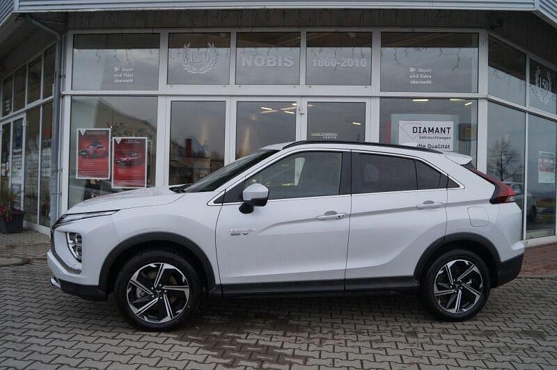 Gebraucht Mitsubishi Eclipse Cross Plus 188 PS (138 kW) 2022 Weiß SUV