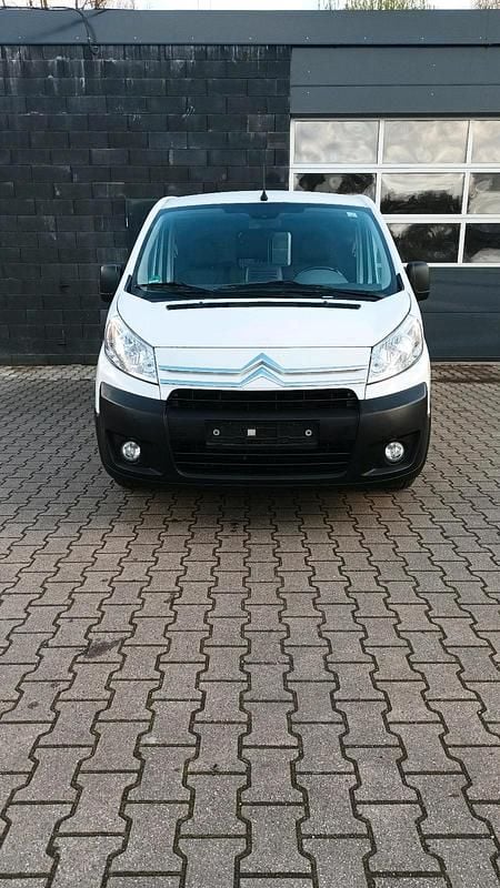 Gebraucht Citroën Jumpy 163 PS (119 kW) 2012 Weiß Van / Kleinbus