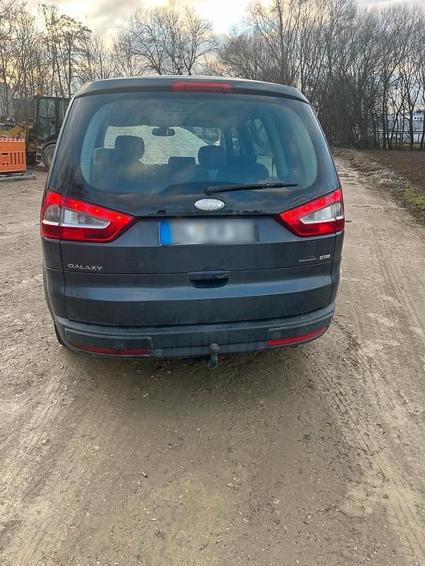 Second-hand Ford Galaxy 177 CP (130 kW) 2008 Albastru Monovolum