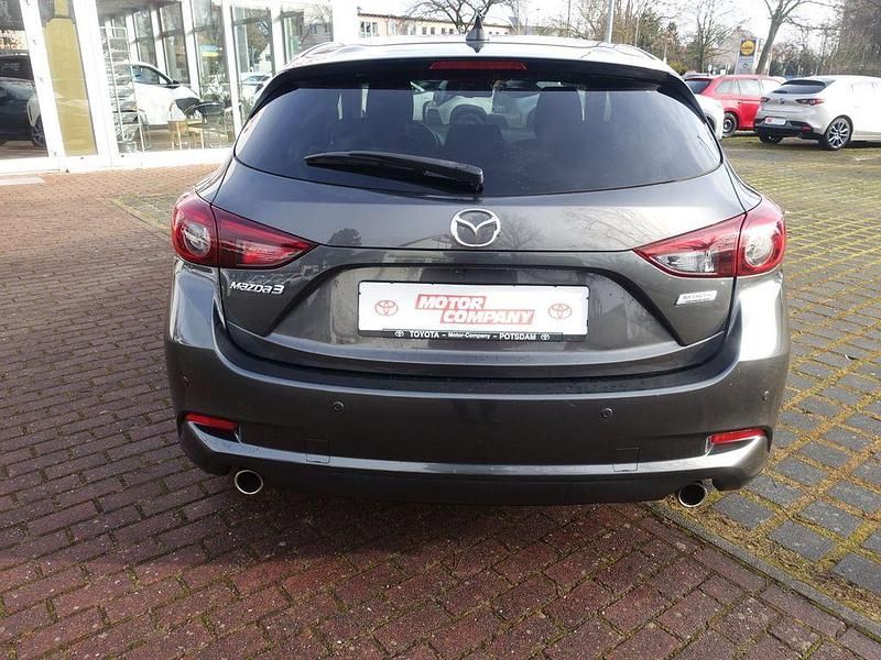 Gebraucht Mazda 3 Exclusive-Line 120 PS (88 kW) 2017 Grau Limousine