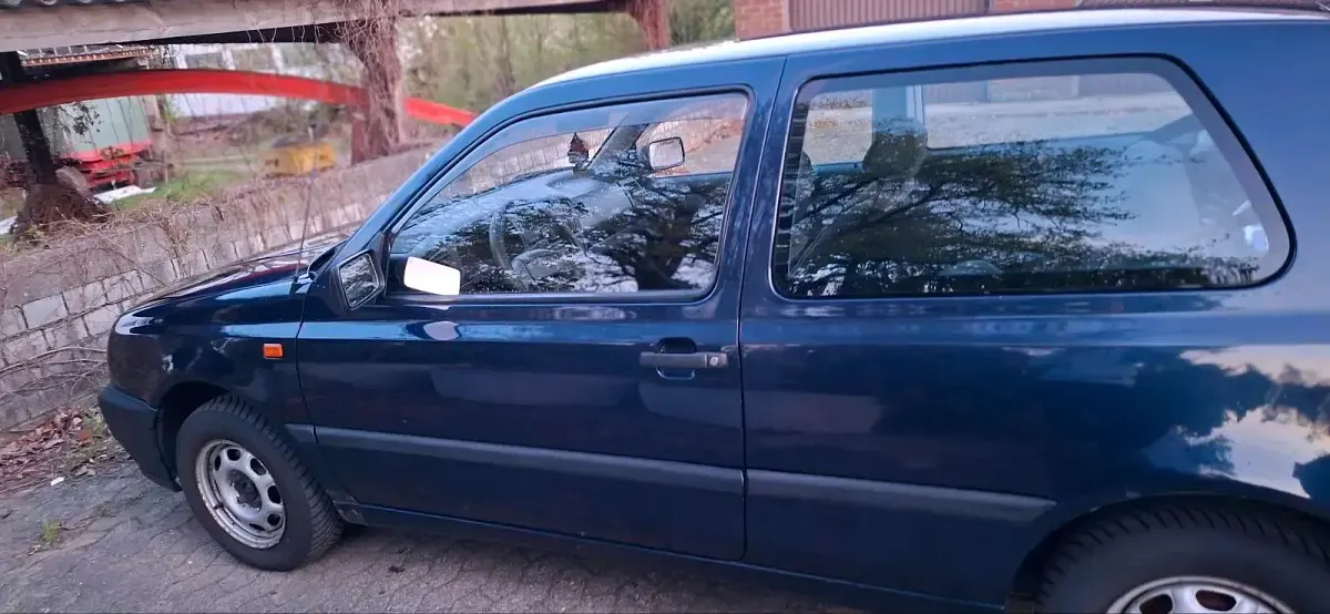 Gebraucht VW Golf III 75 PS (55 kW) 1998 Blau Kleinwagen