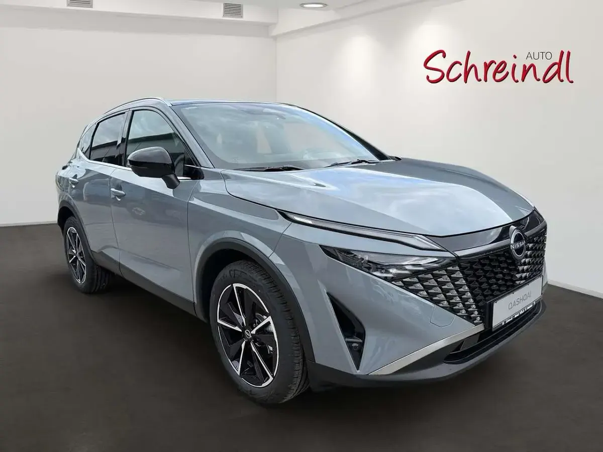 Neu Nissan Qashqai Tekna 158 PS (116 kW) 2026 Ceramic grey SUV