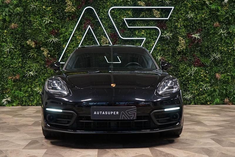 Gebraucht Porsche Panamera 4 Chrono 462 PS (339 kW) 2021 Schwarz Limousine