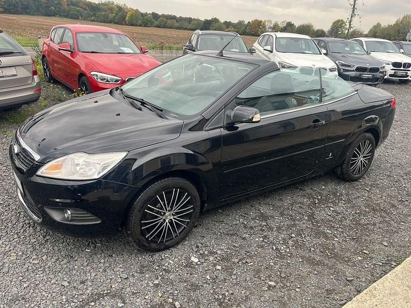 Schwarz Gebraucht 2010 Ford Focus Cabriolet Titanium Cabrio | 4.850 € (Fairer Preis) - Bild 1/4