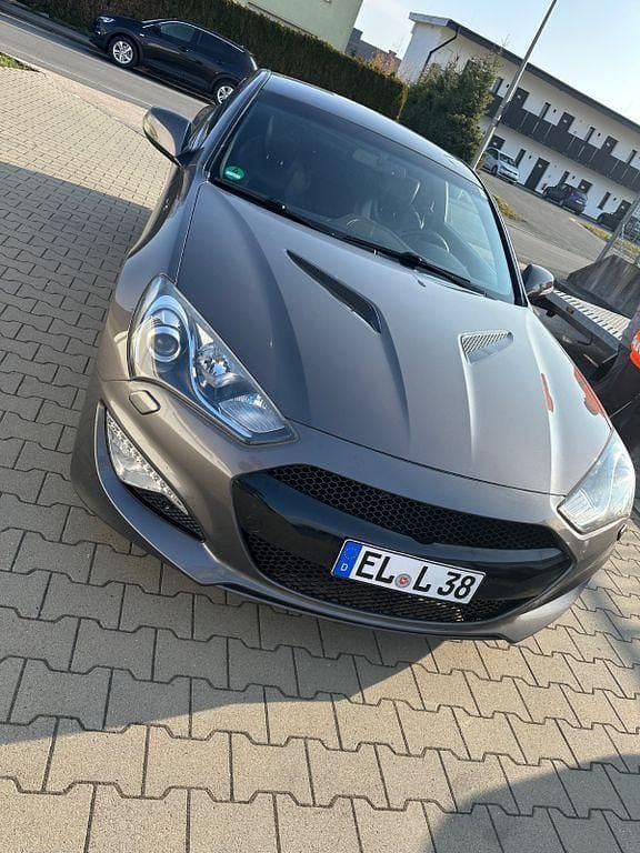 Second-hand Hyundai Genesis 347 CP (255 kW) 2013 Gri Coupe