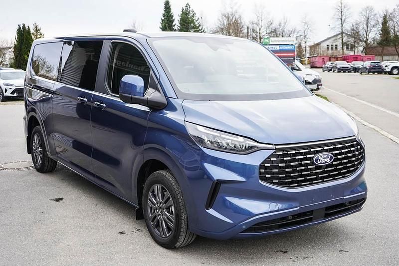 Neu Ford Tourneo Custom 2026 Chrome blue metallic () Van