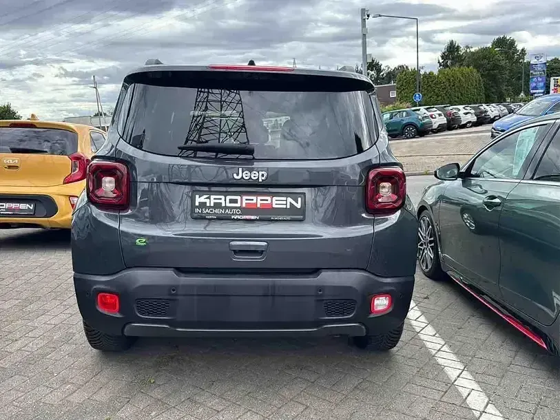 Gebraucht Jeep Renegade Limited 131 PS (96 kW) 2023 Graphite grey (vr679) SUV