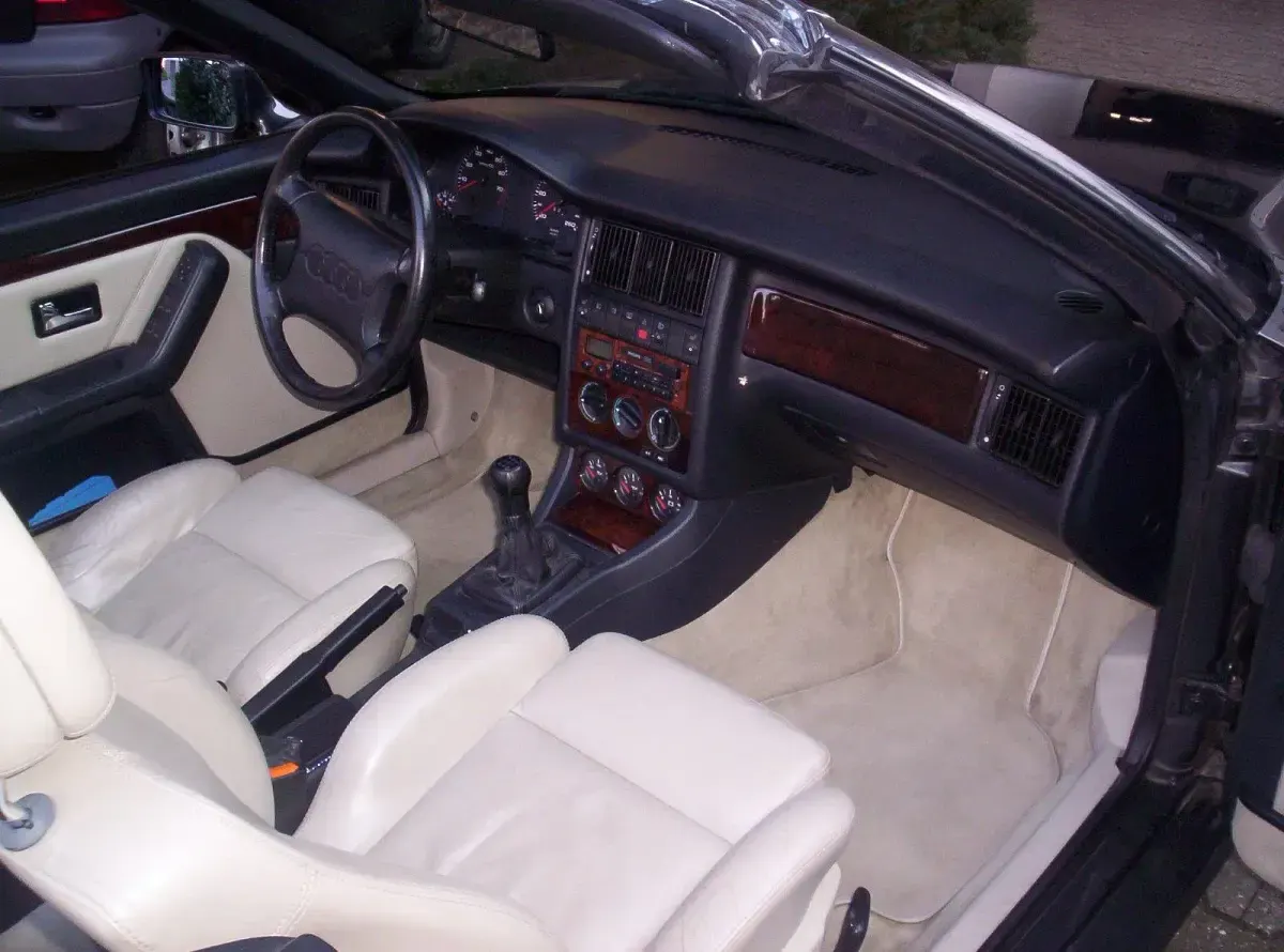 Gebraucht Audi Cabriolet 150 PS (110 kW) 1994 Schwarz Cabrio