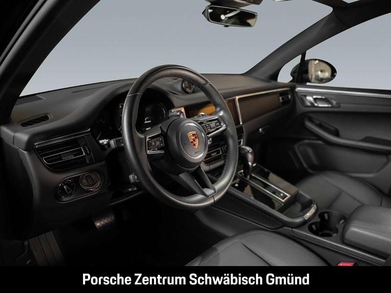 Gebraucht Porsche Macan 265 PS (194 kW) 2024 Schwarz SUV