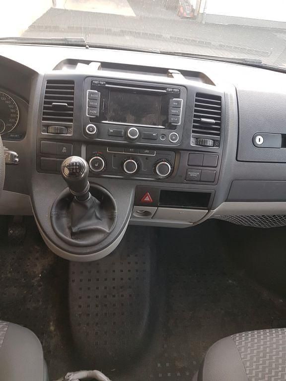 Gebraucht VW Transporter 140 PS (102 kW) 2014 Grün Van