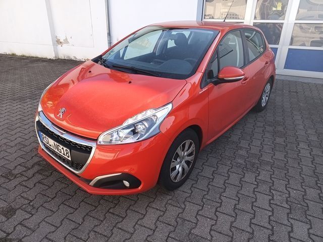 Orange Gebraucht 2016 Peugeot 208 Active Kleinwagen | 5.590 € (Fairer Preis) - Bild 1/4