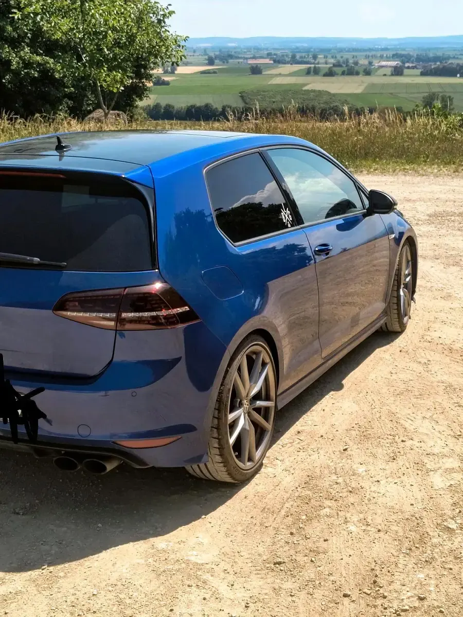 Gebraucht VW Golf VII R 301 PS (221 kW) 2014 Blau Kleinwagen