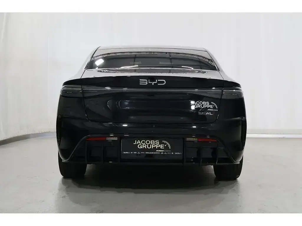 Gebraucht BYD Seal Design 230 kW (313 PS) 2026 Schwarz Limousine