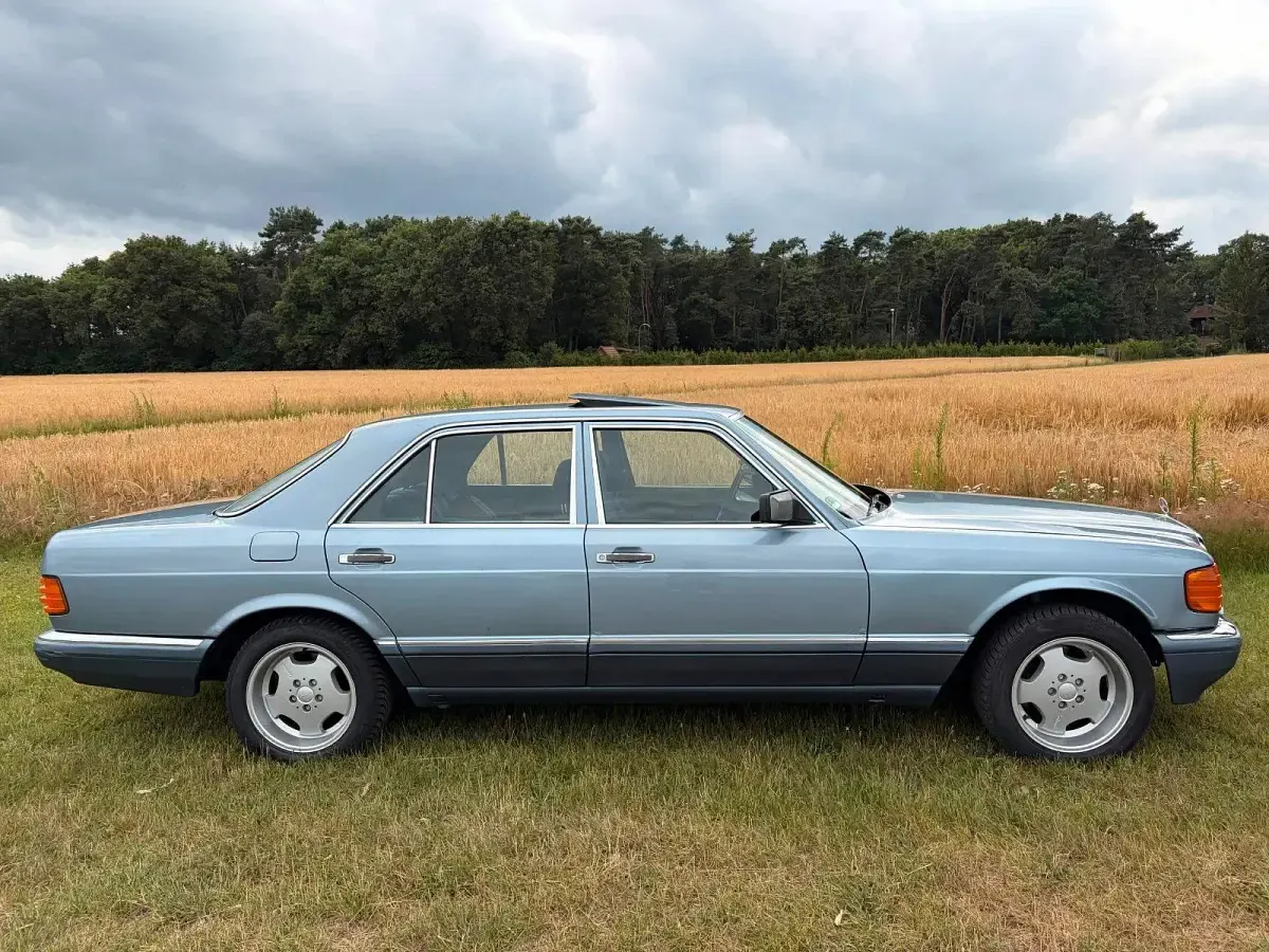 Gebraucht Mercedes S300 180 PS (132 kW) 1990 Blau Limousine