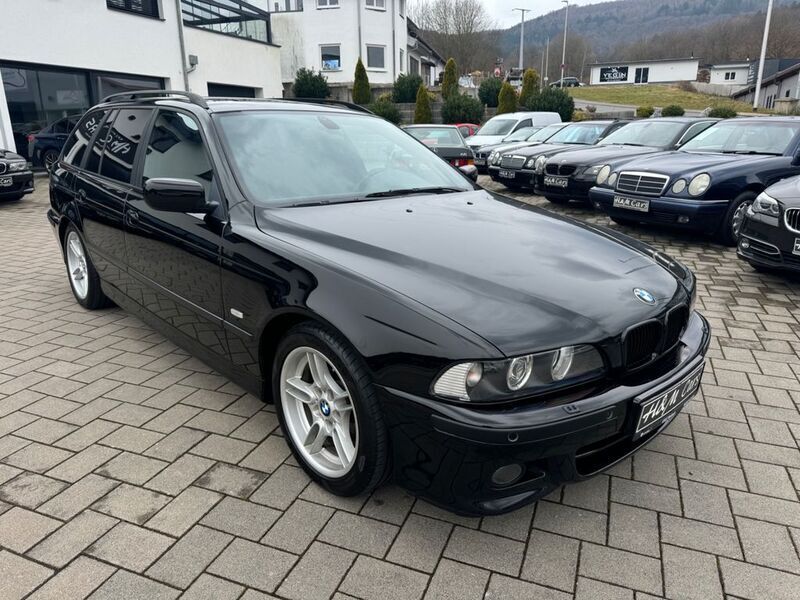 Schwarz Gebraucht 2002 BMW 525 M Sport Kombi | 11.990 € - Bild 1/4