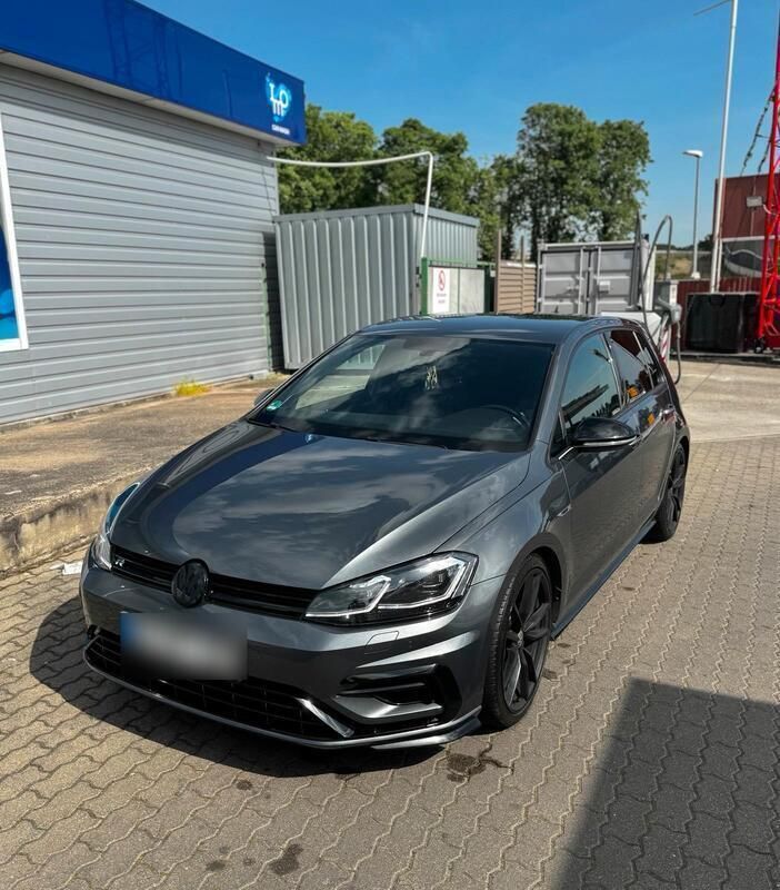 Grau Gebraucht 2017 VW Golf VII R Limousine | 20.800 € (Fairer Preis) - Bild 1/4