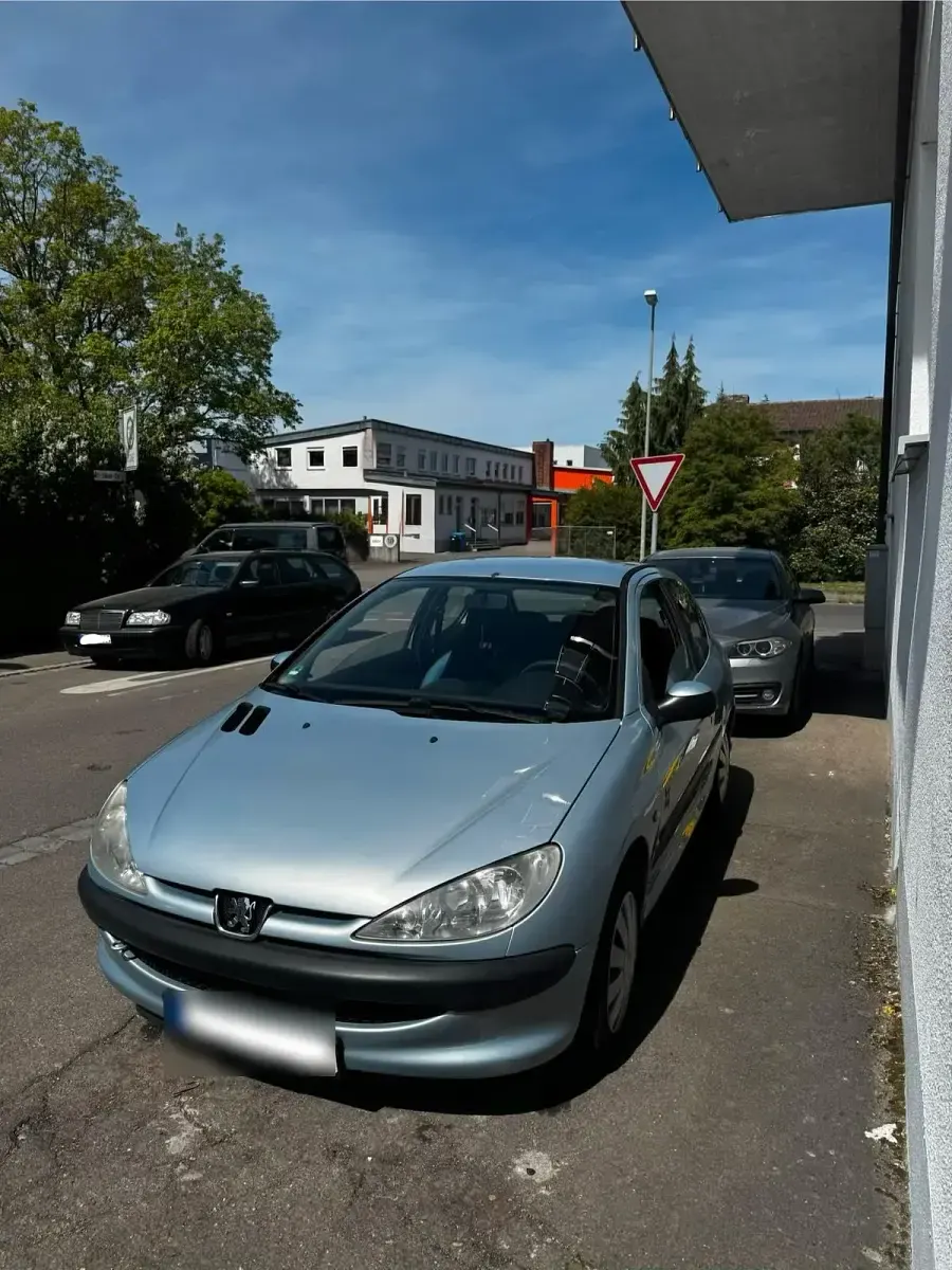 Gebraucht Peugeot 206 60 PS (44 kW) 2004 Blau Kleinwagen