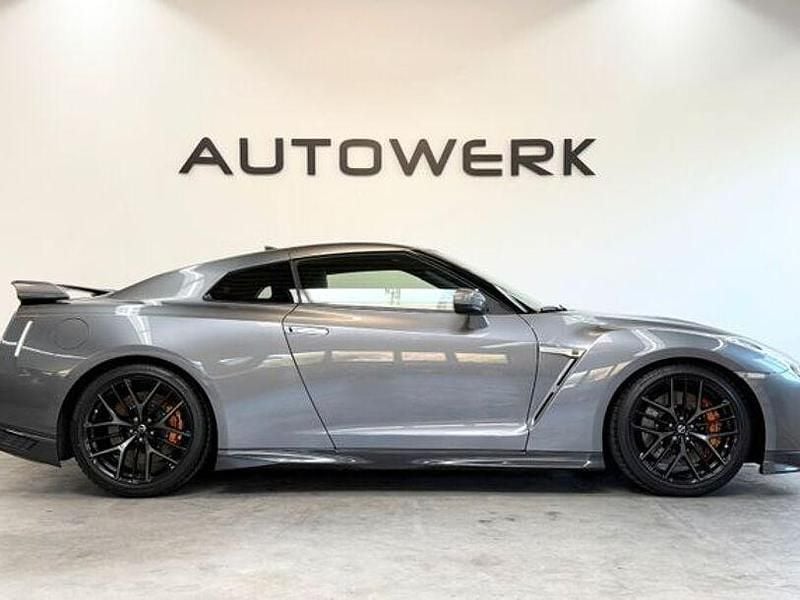 Gebraucht Nissan GT-R Prestige 570 PS (419 kW) 2018 Grau Coupé