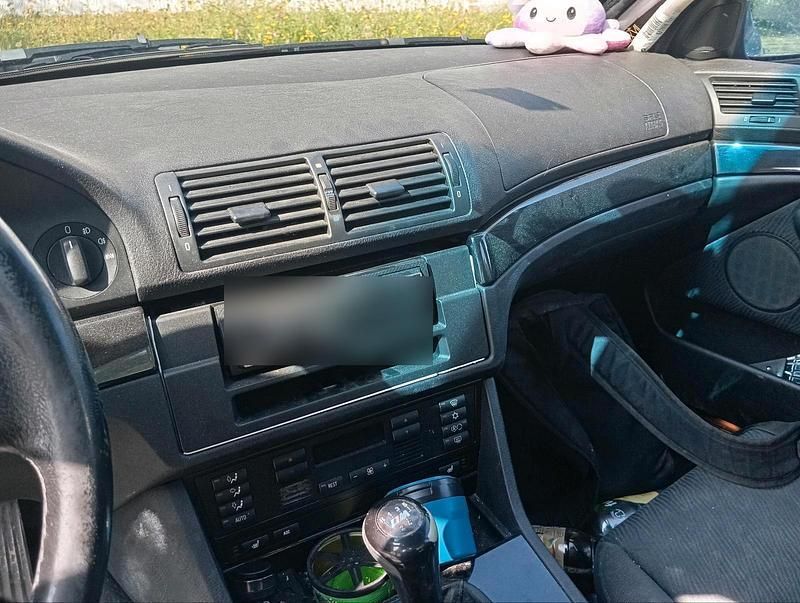 Silber Gebraucht 1998 BMW 523 Limousine | 1.100 € (Superpreis) - Bild 1/4