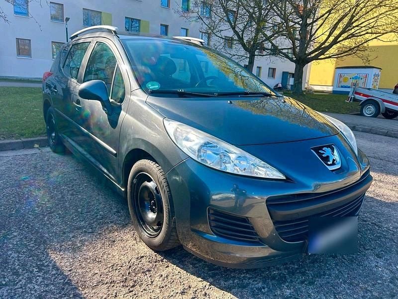 Gebraucht Peugeot 207 95 PS (69 kW) 2011 Grau Kombi