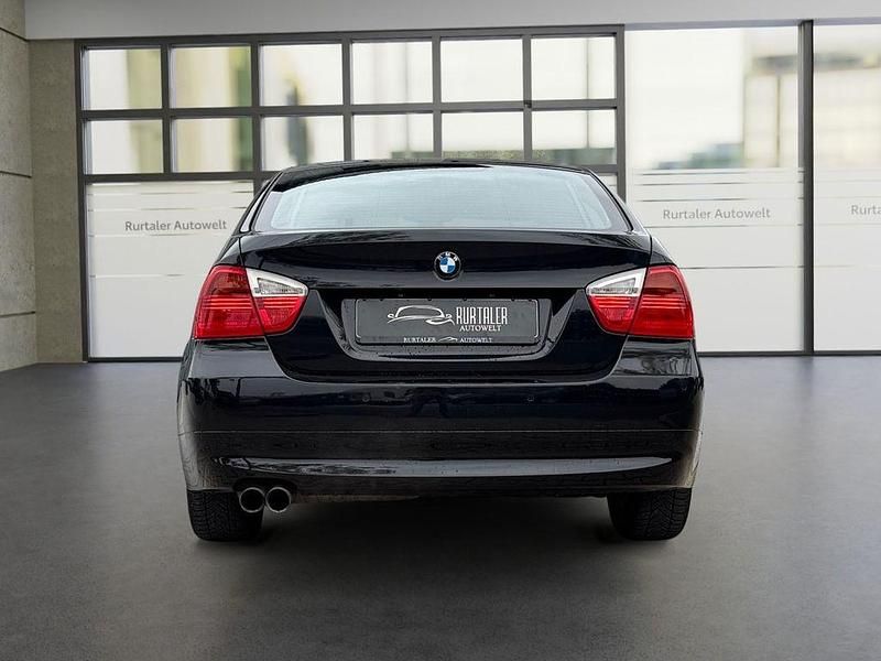 Gebraucht BMW 325 218 PS (160 kW) 2007 Schwarz Limousine
