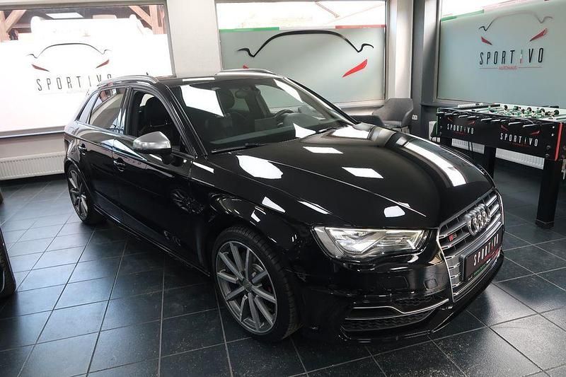 Gebraucht Audi S3 Ambiente 300 PS (220 kW) 2015 Schwarz Limousine