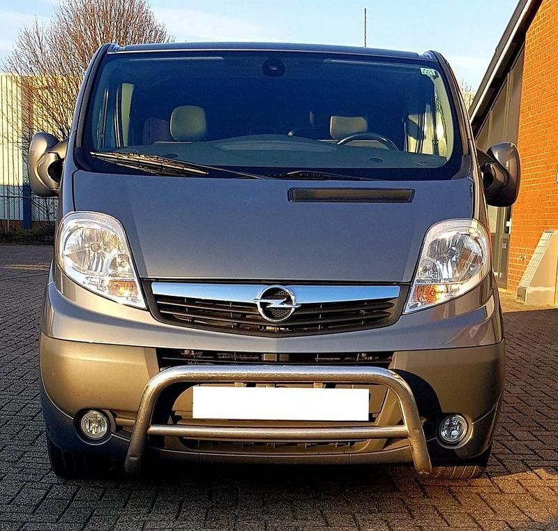 Gebraucht Opel Vivaro 114 PS (83 kW) 2013 Grau Van / Kleinbus