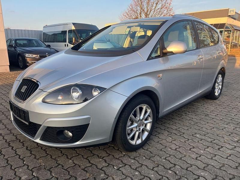 Gebraucht 2010 Seat Altea XL Style Van / Kleinbus | 5.980 € (Fairer Preis) - Bild 1/4