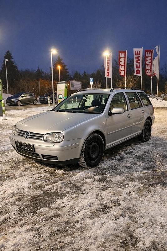 Silber Gebraucht 1999 VW Golf IV Highline Kombi | 2.550 € (Fairer Preis) - Bild 1/4