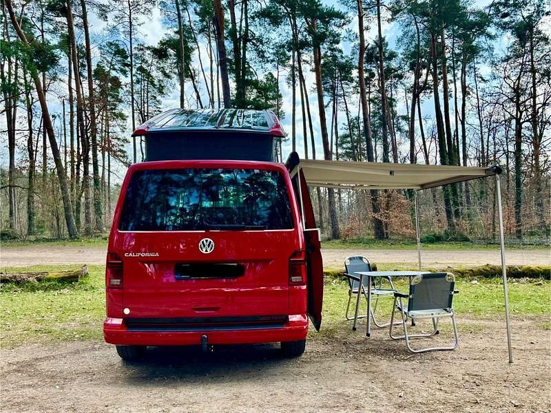 Gebraucht VW California Edition 150 PS (110 kW) 2023 Rot Van