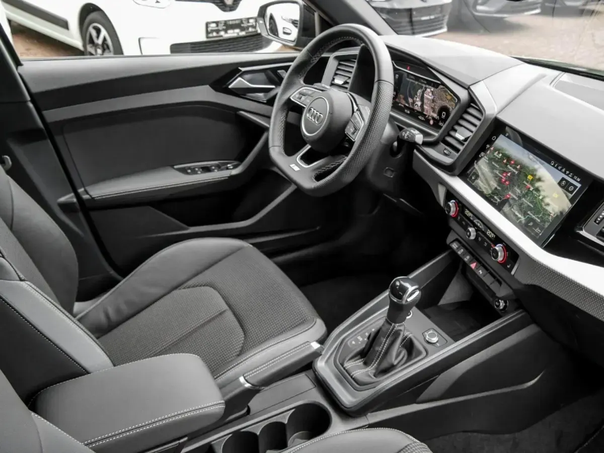 Gebraucht Audi A1 Sportback S-Line 150 PS (110 kW) 2025 Grün Kleinwagen