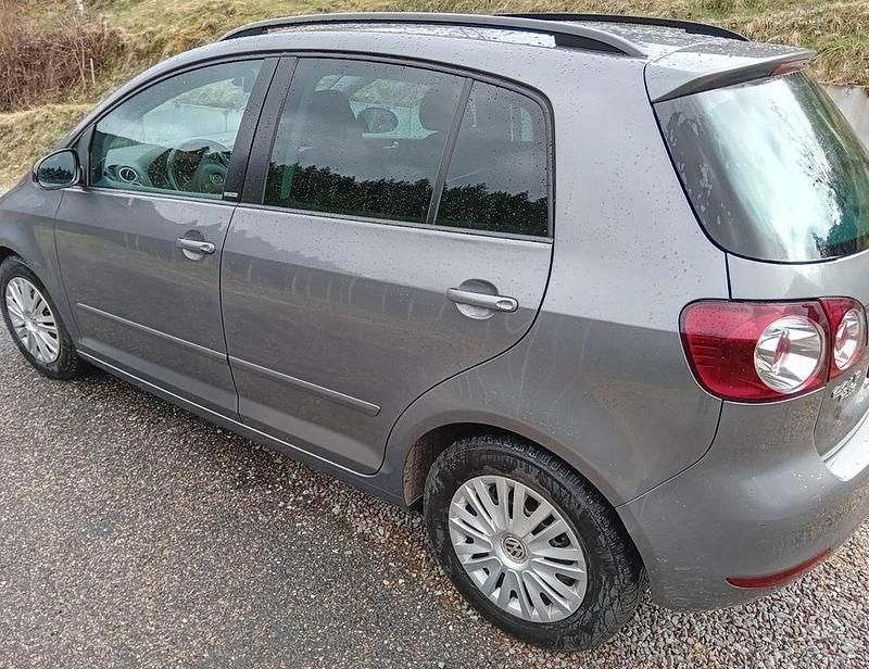 Gebraucht VW Golf Plus Cross Style 122 PS (89 kW) 2011 Grau Van / Kleinbus