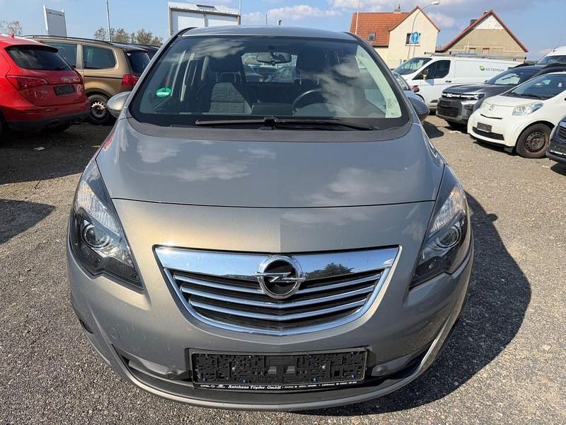 Gebraucht Opel Meriva Innovation 140 PS (102 kW) 2010 Braun Van / Kleinbus