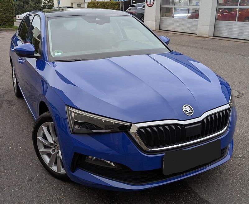 Blau Gebraucht 2020 Skoda Scala Style Kleinwagen | 10.900 € (Superpreis) - Bild 1/4