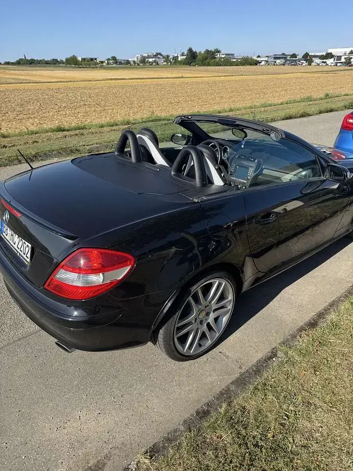 Gebraucht Mercedes SLK200 AMG Edition 1 163 PS (119 kW) 2007 Cabrio