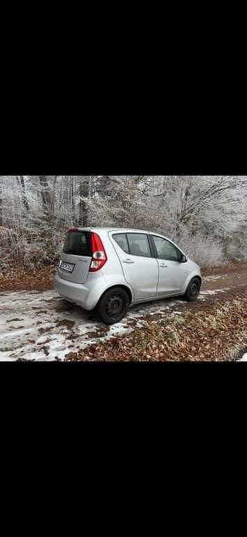 Gebraucht Suzuki Splash Club 94 PS (69 kW) 2012 Silber Kleinwagen