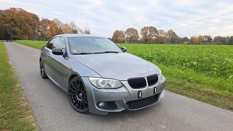 Gebraucht BMW 335 M Sport 306 PS (225 kW) 2012 Grau Coupé